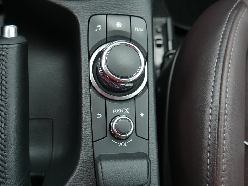 Mazda CX-3 2.0i Revolution