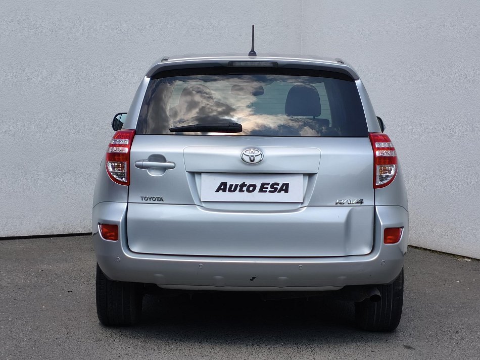 Toyota RAV4 2.0 VVTi  4WD
