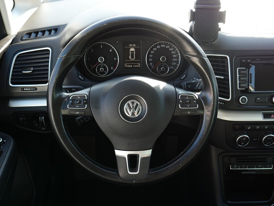 Volkswagen Sharan 2.0 TDi 