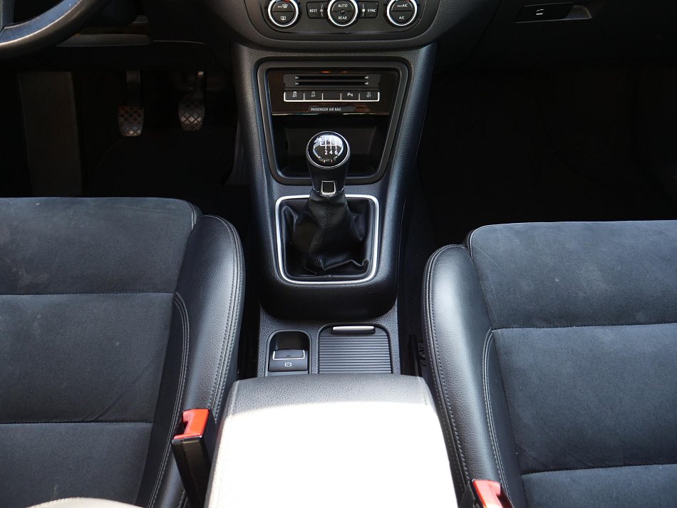 Volkswagen Sharan 2.0 TDi 