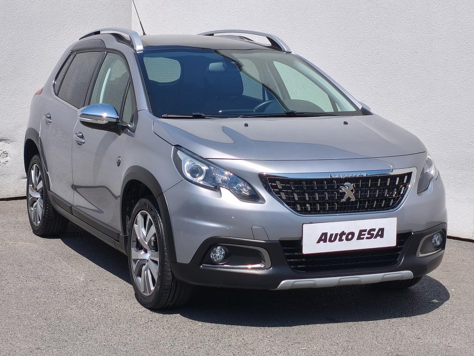 Peugeot 2008 1.2 PT Crossway