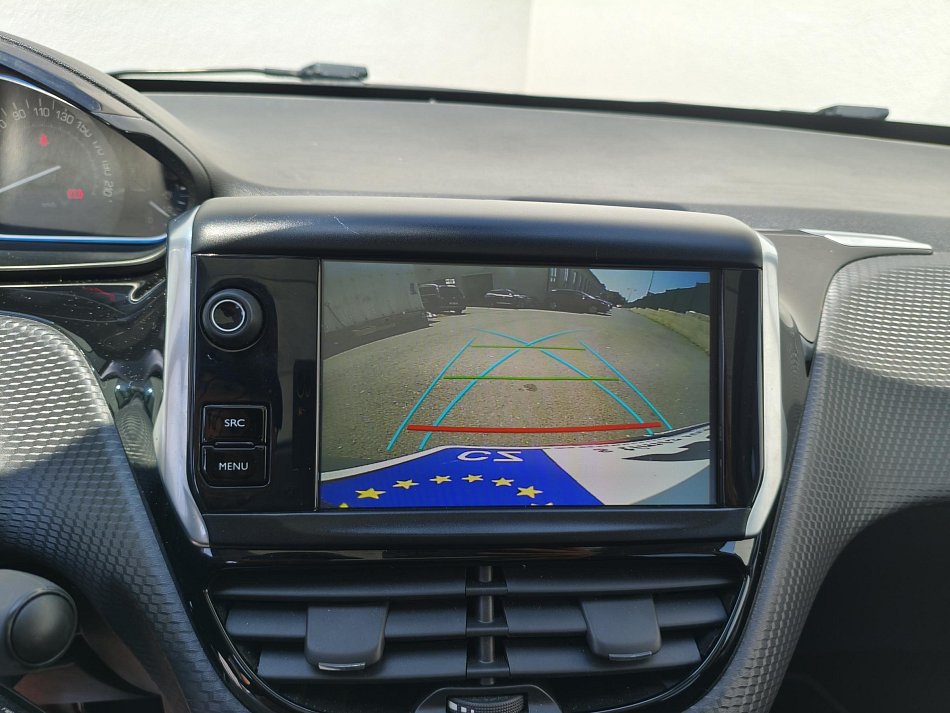 Peugeot 2008 1.2 PT Crossway