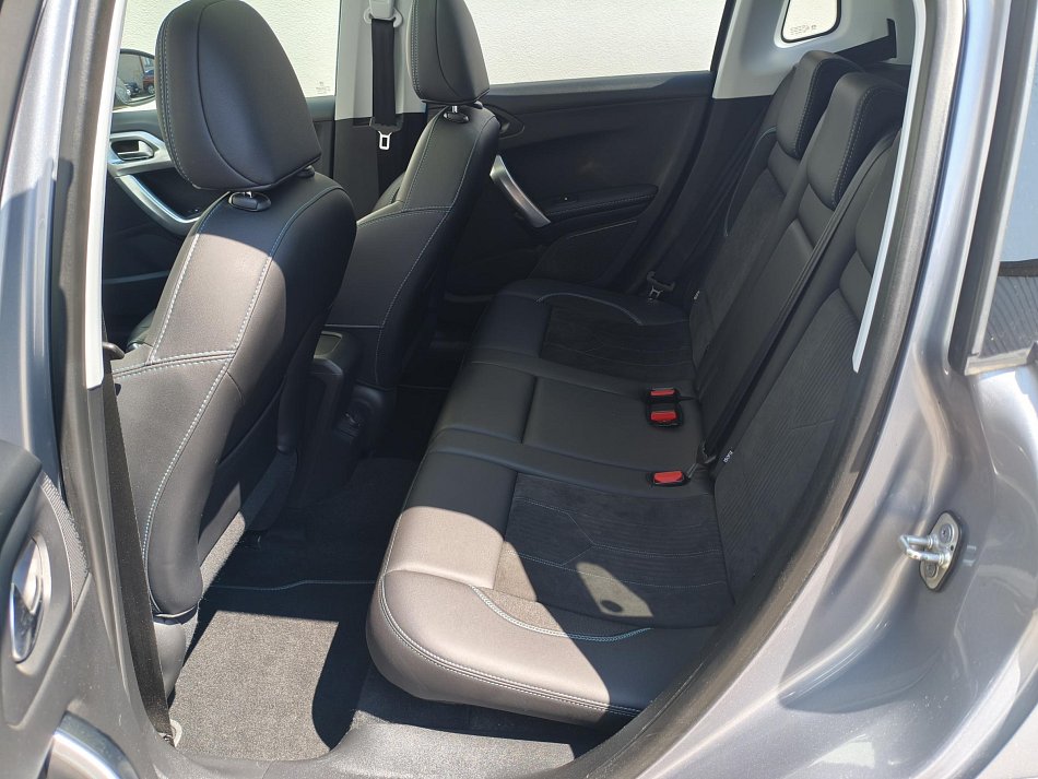 Peugeot 2008 1.2 PT Crossway