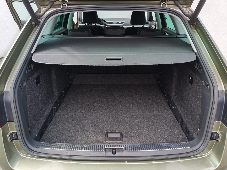 Škoda Superb III 1.8 TSi Ambition