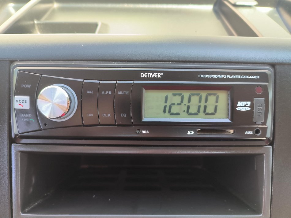 Volkswagen Transporter 2.5TDi  VALNÍK
