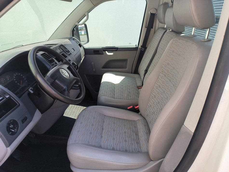 Volkswagen Transporter 2.5TDi  VALNÍK