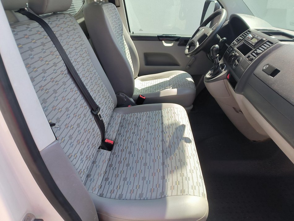 Volkswagen Transporter 2.5TDi  VALNÍK