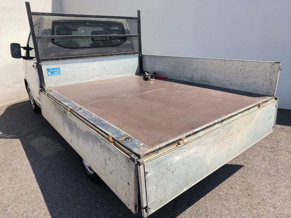 Volkswagen Transporter 2.5TDi  VALNÍK