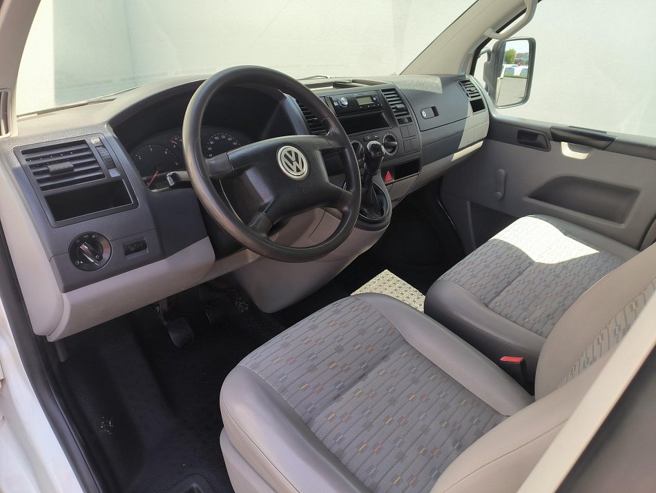 Volkswagen Transporter 2.5TDi  VALNÍK
