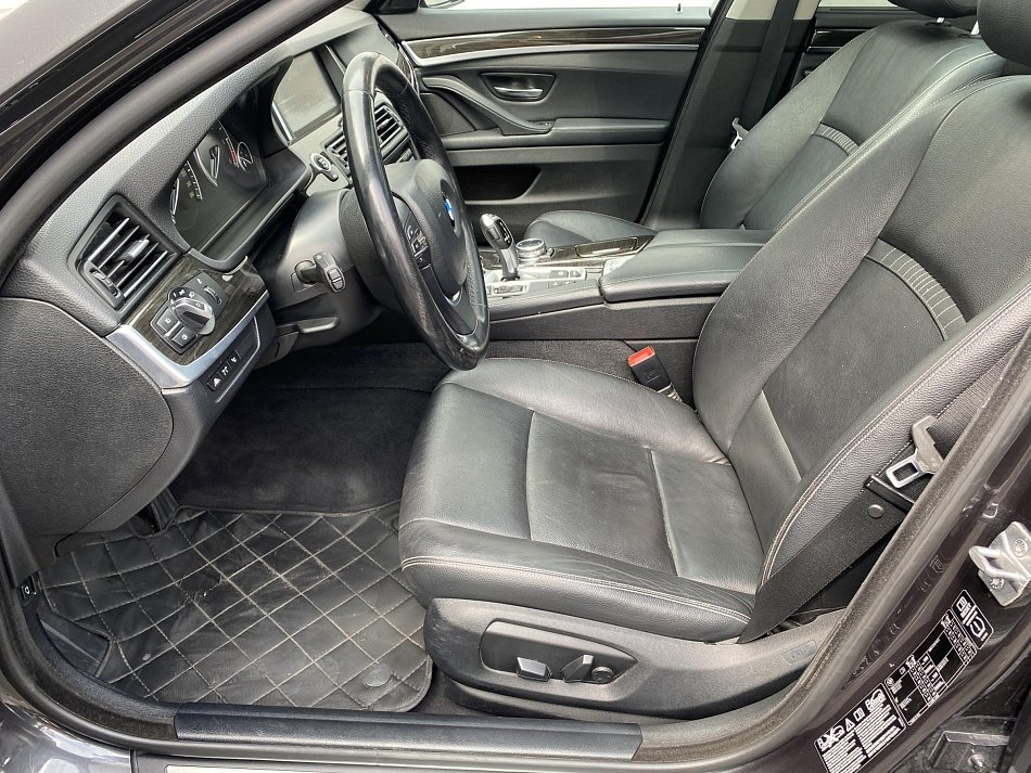 BMW Řada 5 2.0d  520d xDrive