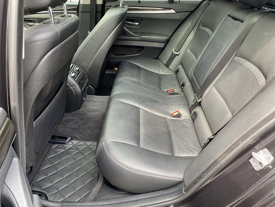 BMW Řada 5 2.0d  520d xDrive