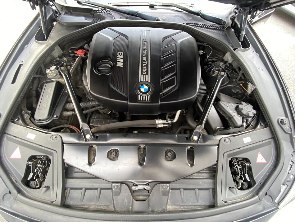 BMW Řada 5 2.0d  520d xDrive