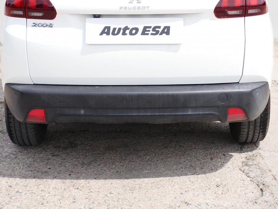 Peugeot 2008 1.2 i Active