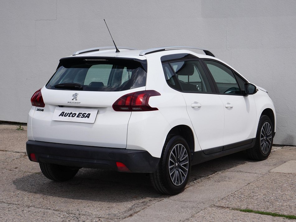 Peugeot 2008 1.2 i Active