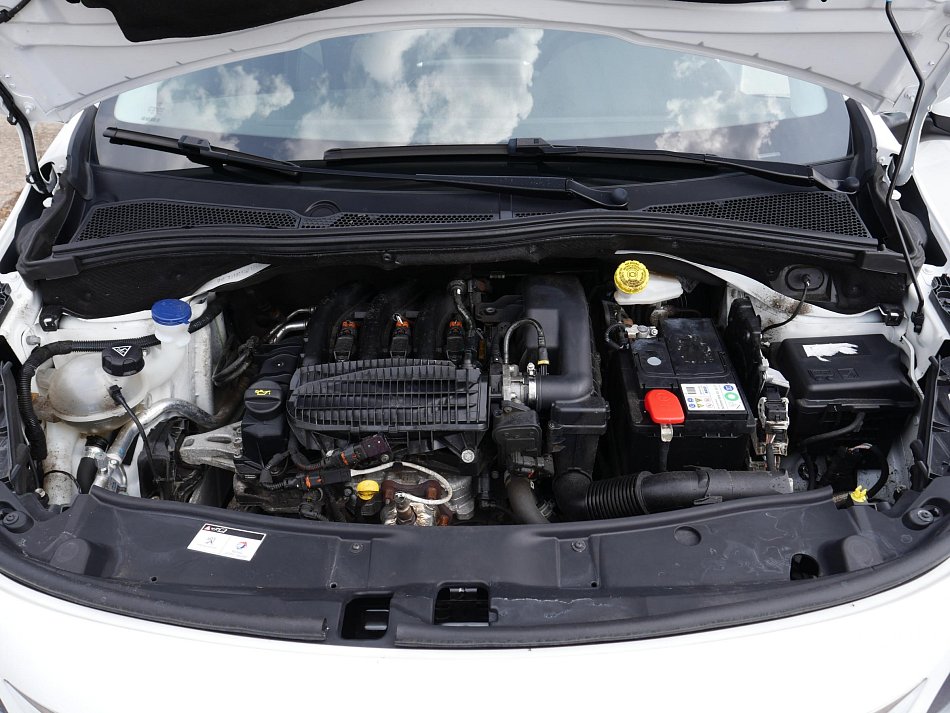 Peugeot 2008 1.2 i Active