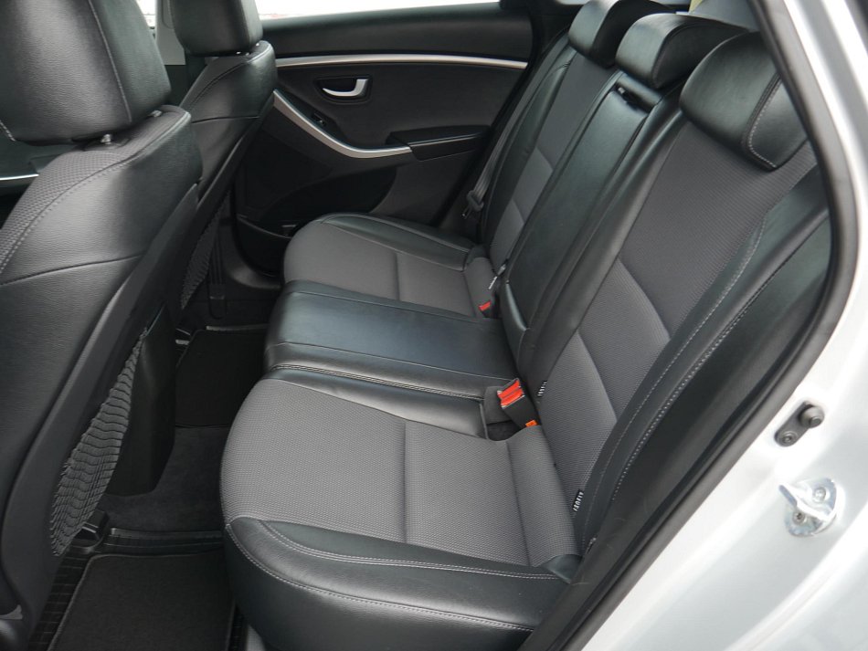 Hyundai I30 1.6 CRDi 