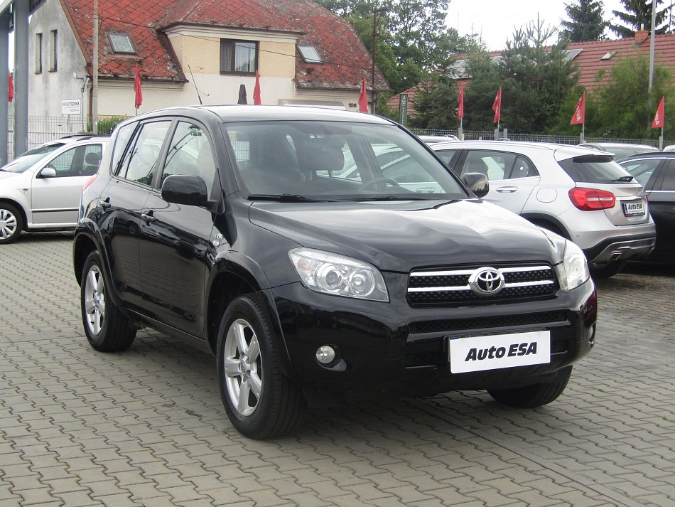 Toyota RAV4 2.2 D4-D  4x4