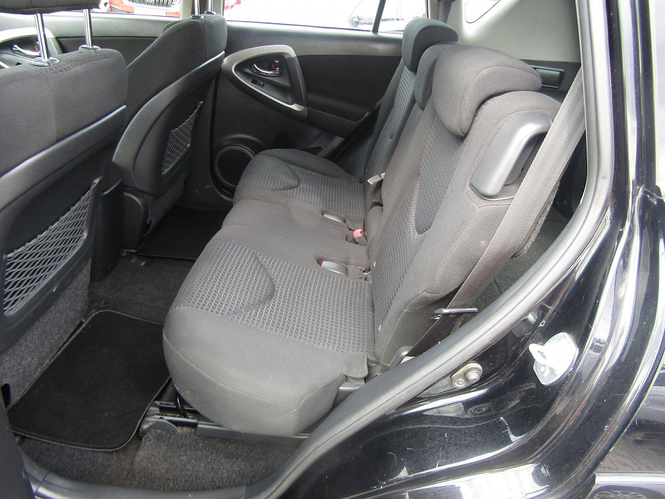 Toyota RAV4 2.2 D4-D  4x4