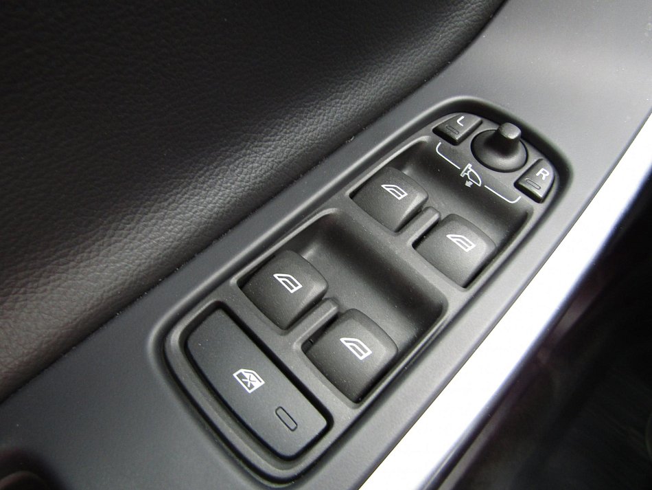 Volvo V60 2.0 D4  Cross Country