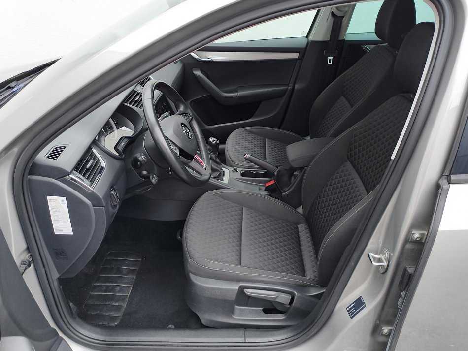 Škoda Octavia III 2.0 TDi Drive