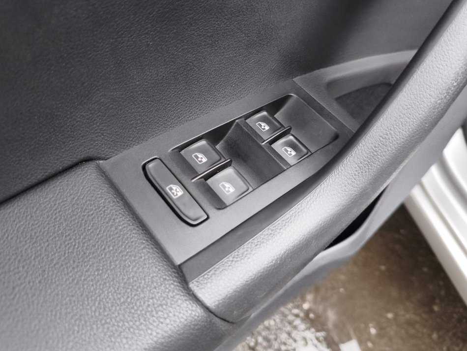 Škoda Octavia III 2.0 TDi Drive