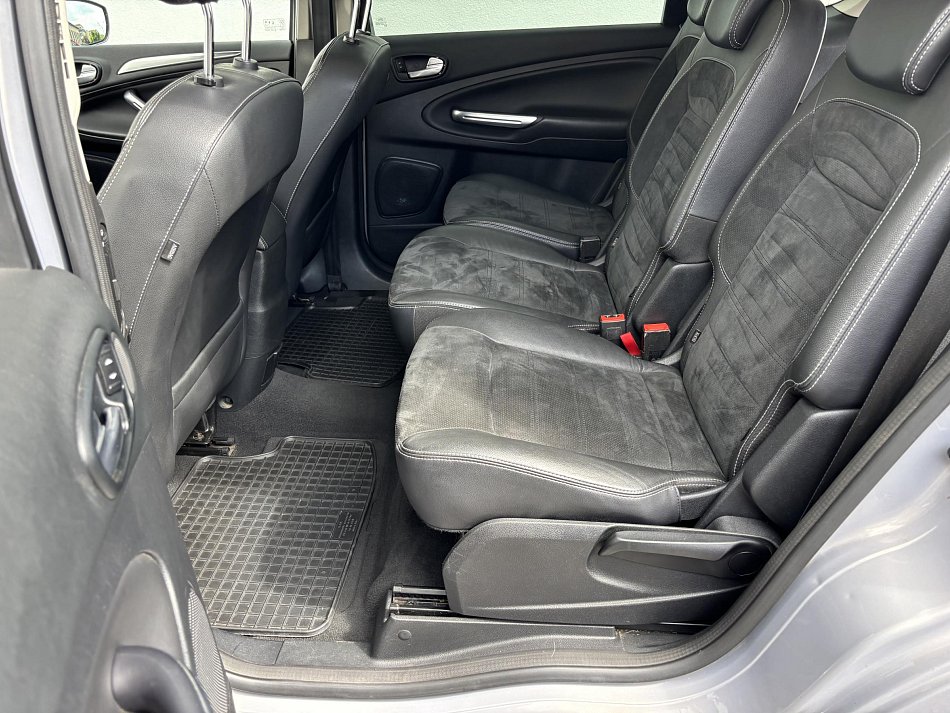 Ford S-MAX 2.0 eco Titanium