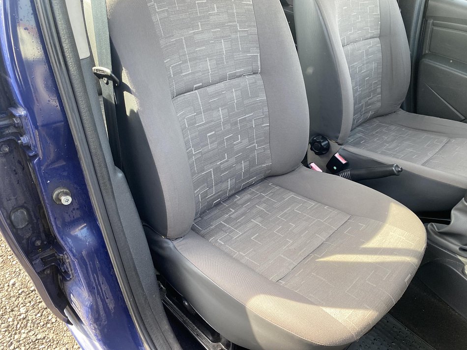 Dacia Sandero 1.4i 