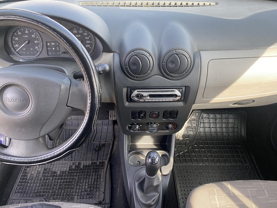 Dacia Sandero 1.4i 