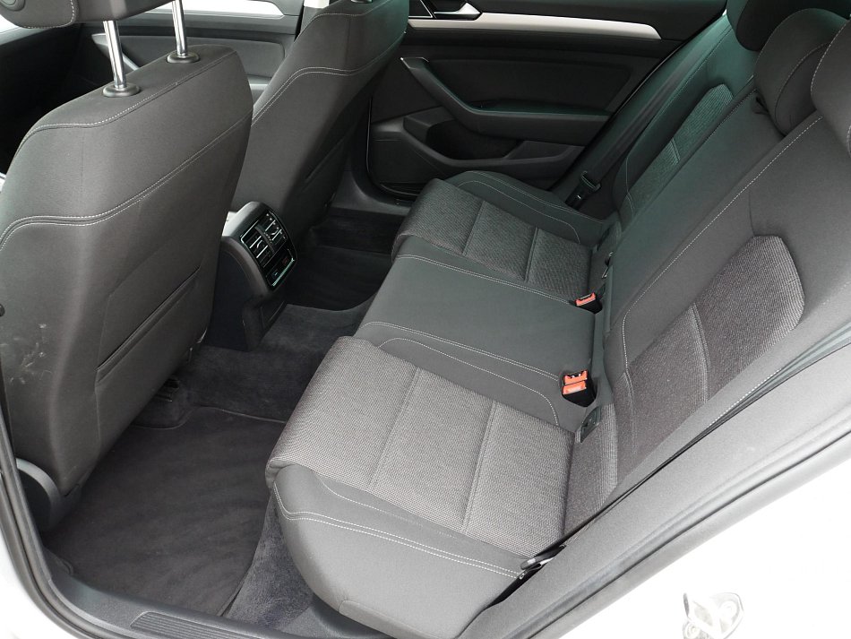 Volkswagen Passat 2.0 TDi Comfortline