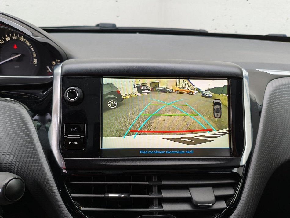 Peugeot 2008 1.2PT Crossway