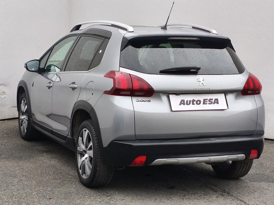 Peugeot 2008 1.2PT Crossway