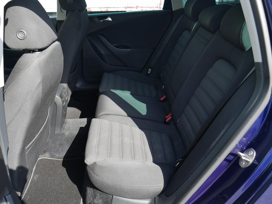 Volkswagen Passat 2.0 TDi 
