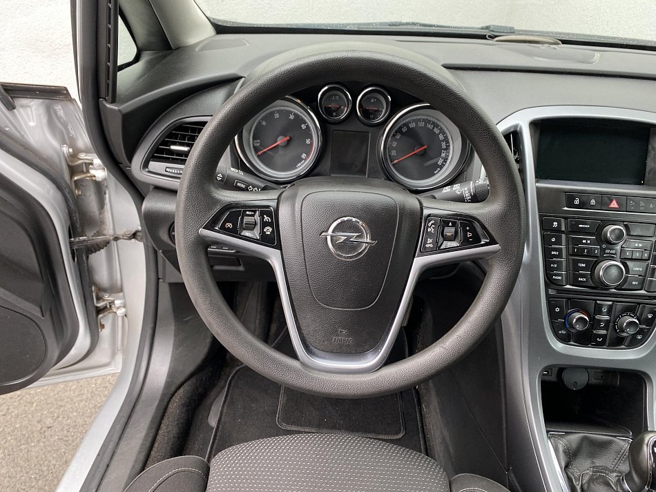 Opel Astra 1.6 CDTi 