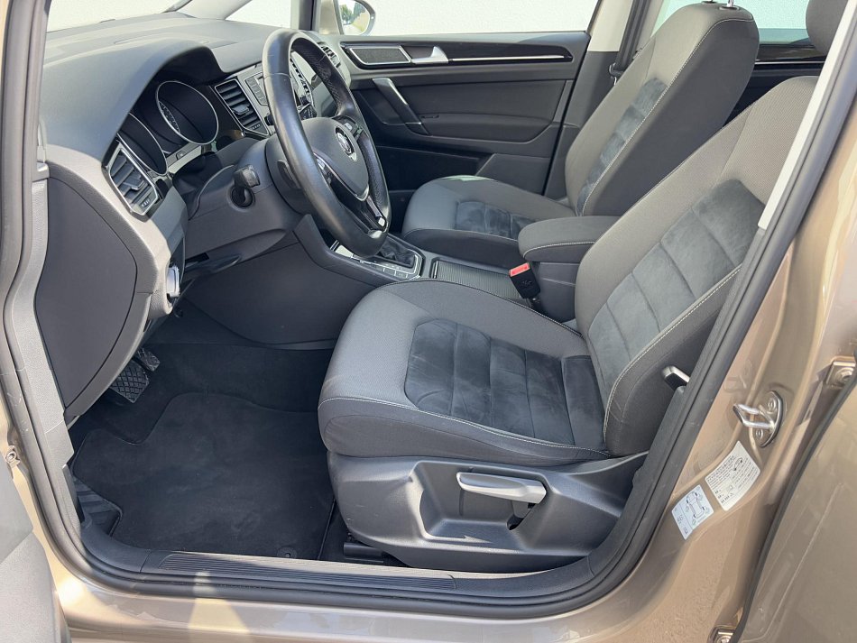 Volkswagen Sportsvan 1.4 TSi Highline