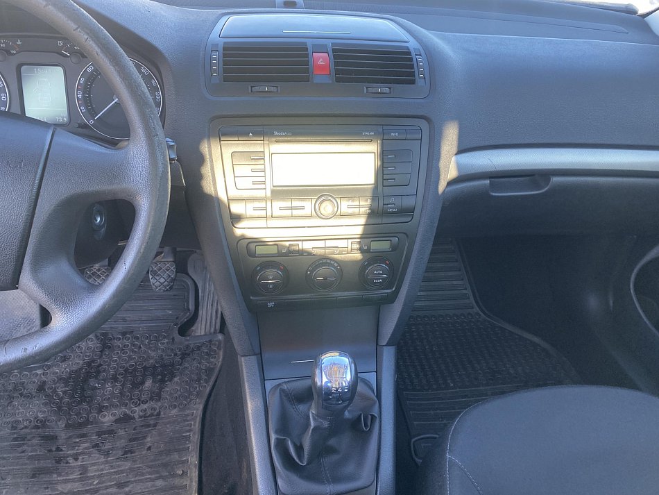 Škoda Octavia II 2.0 FSi 