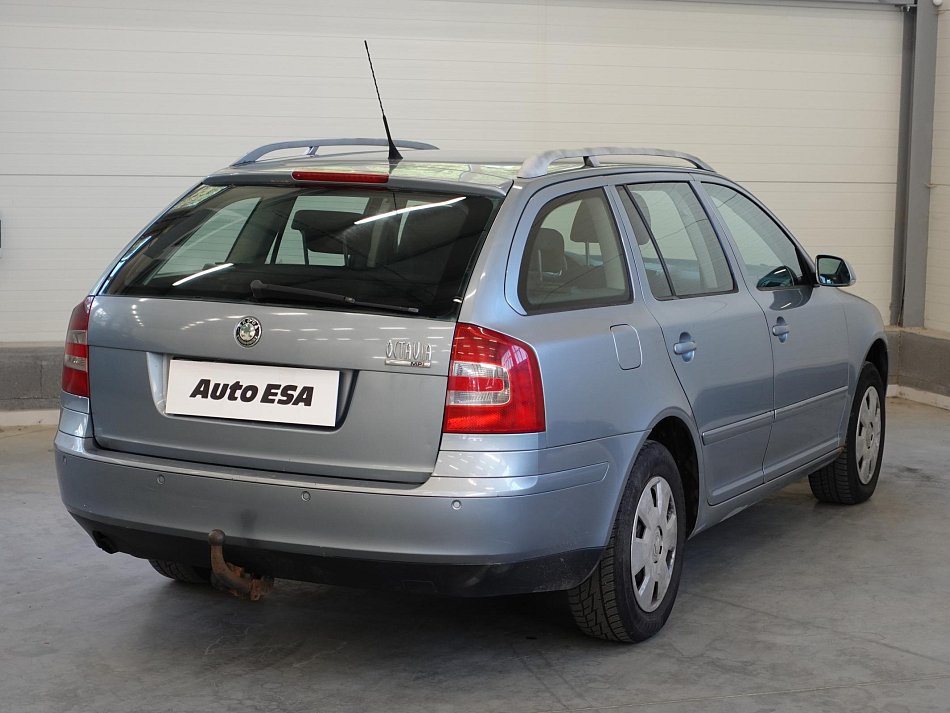 Škoda Octavia II 1.6MPi Ambition
