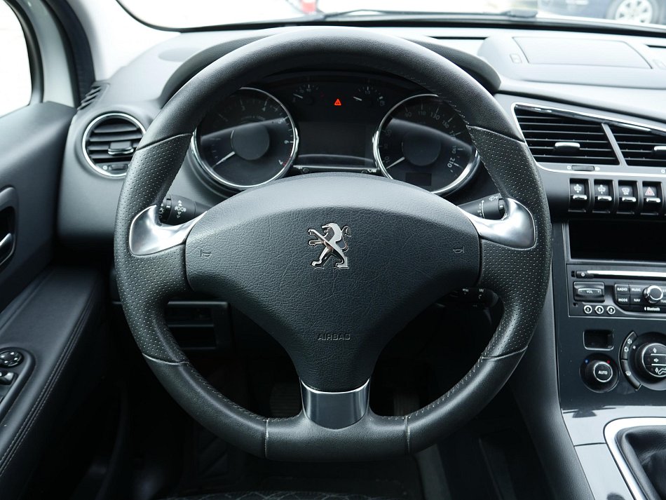 Peugeot 3008 1.2PT Allure