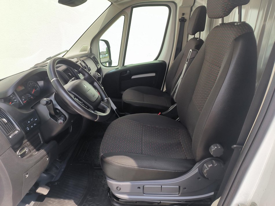 Peugeot Boxer 2.2HDi Premium L3H2