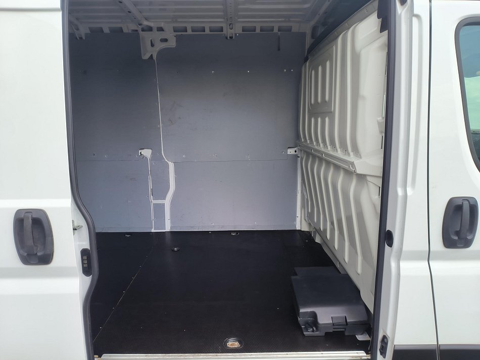Peugeot Boxer 2.2HDi Premium L3H2