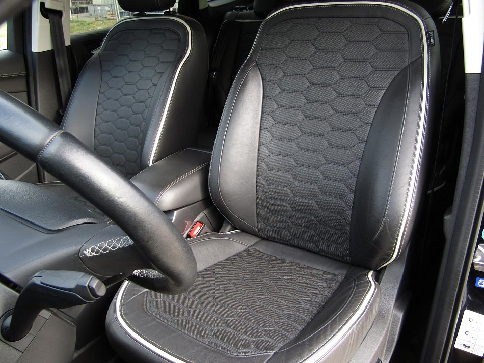 Ford Kuga 1.5 EB Vignale 4x4