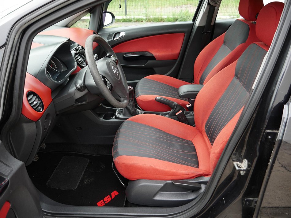 Opel Corsa 1.2i 