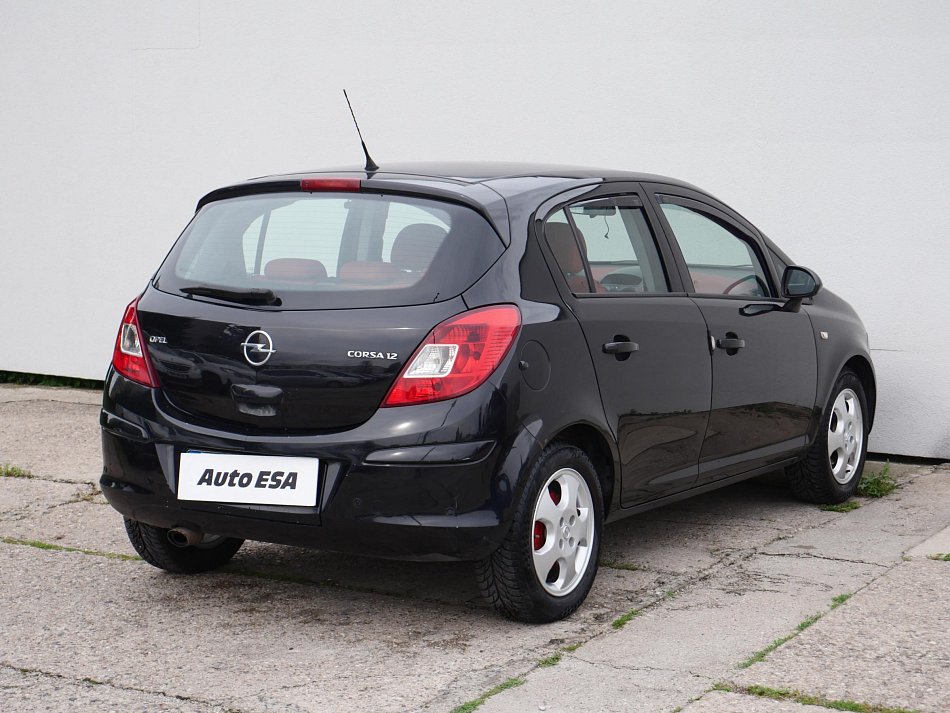 Opel Corsa 1.2i 