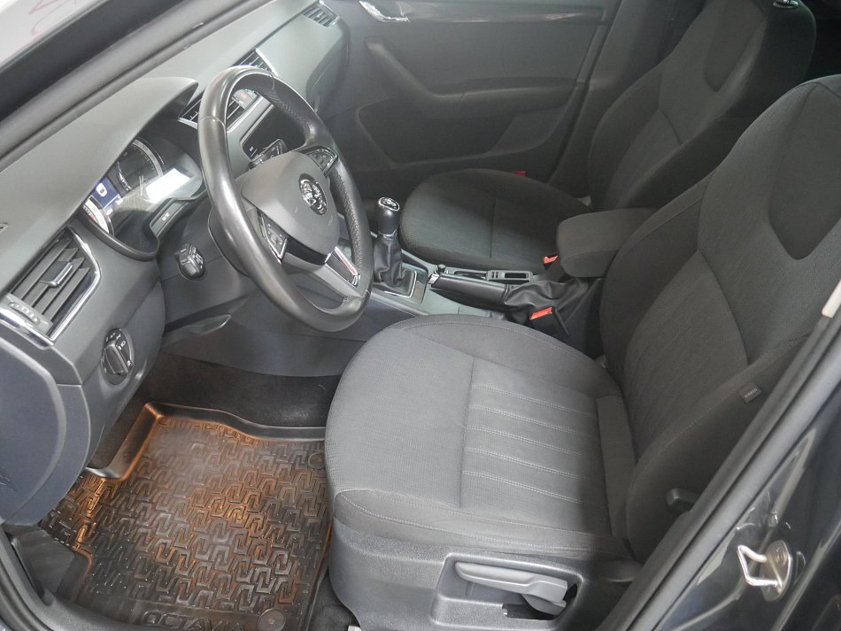 Škoda Octavia III 1.6TDi Style
