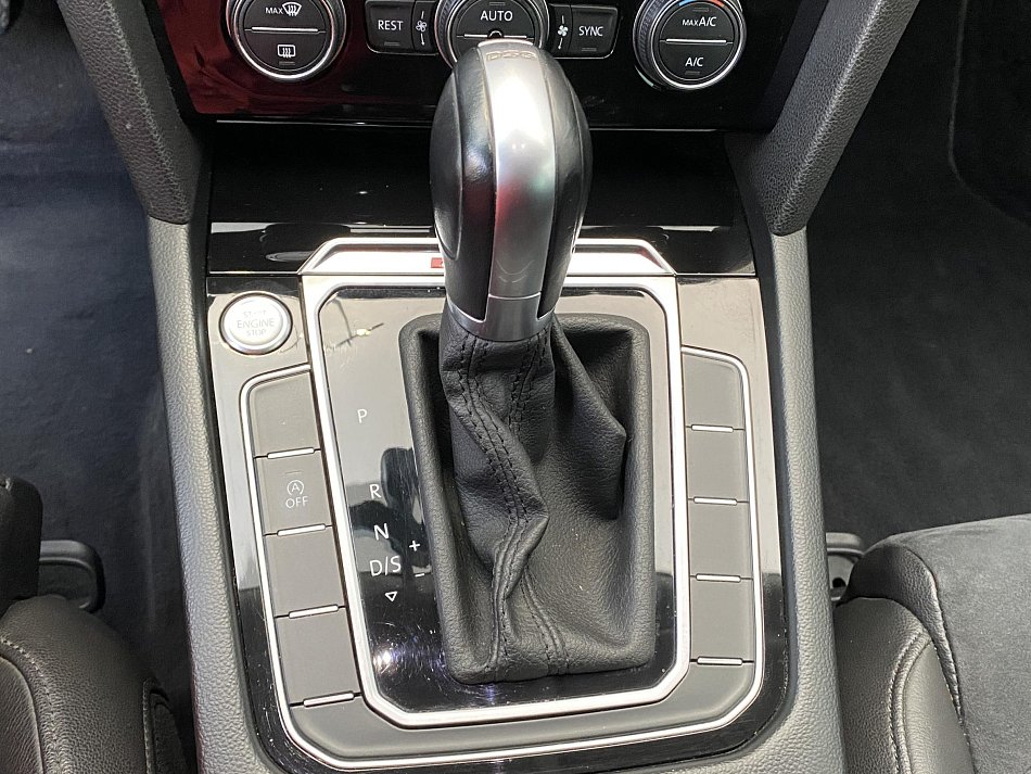 Volkswagen Passat 2.0 TDi Highline 4Motion