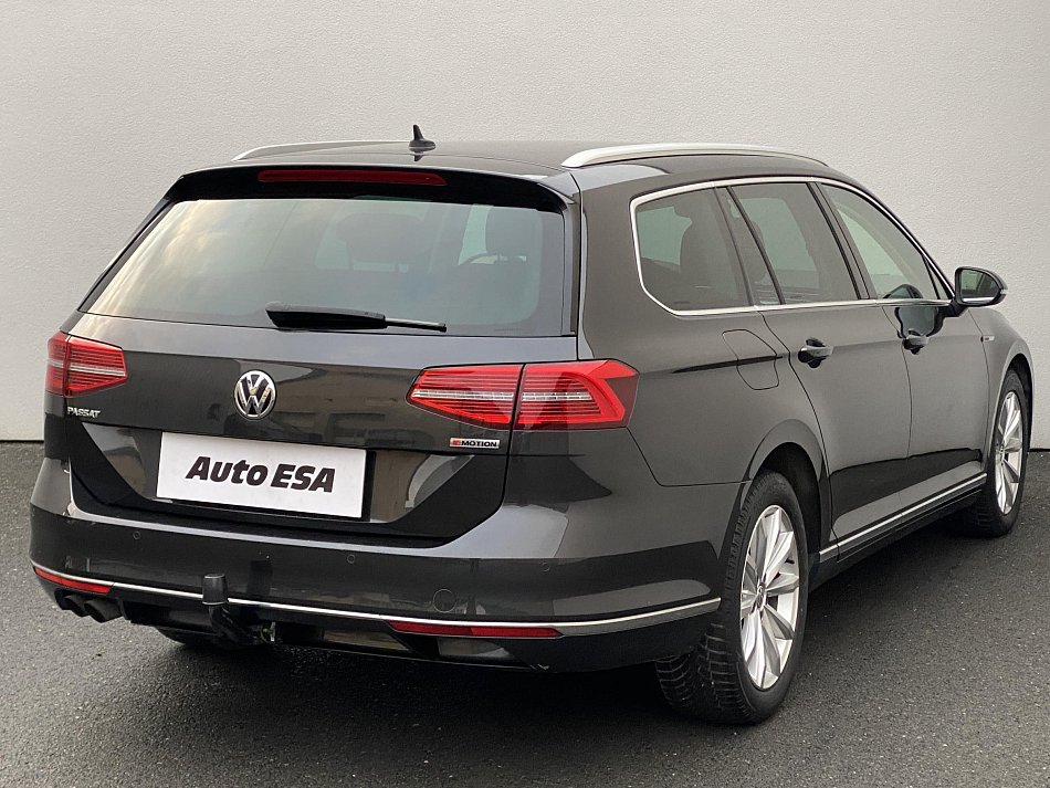 Volkswagen Passat 2.0 TDi Highline 4Motion