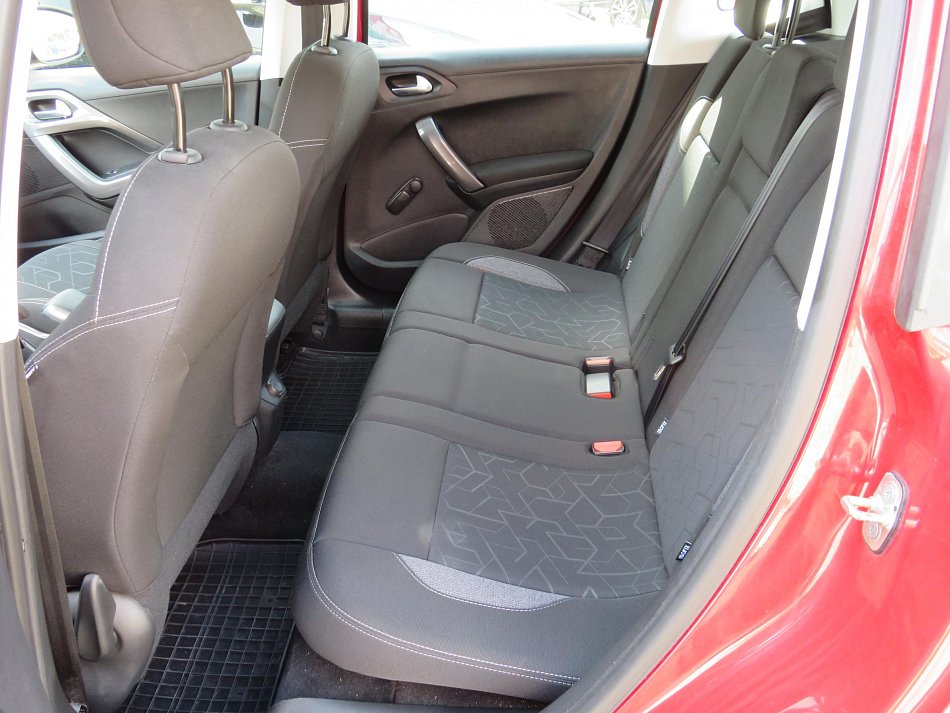 Peugeot 2008 1.2PT 