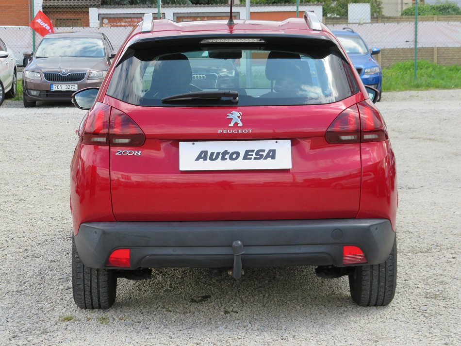 Peugeot 2008 1.2PT 