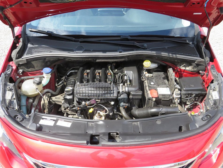 Peugeot 2008 1.2PT 