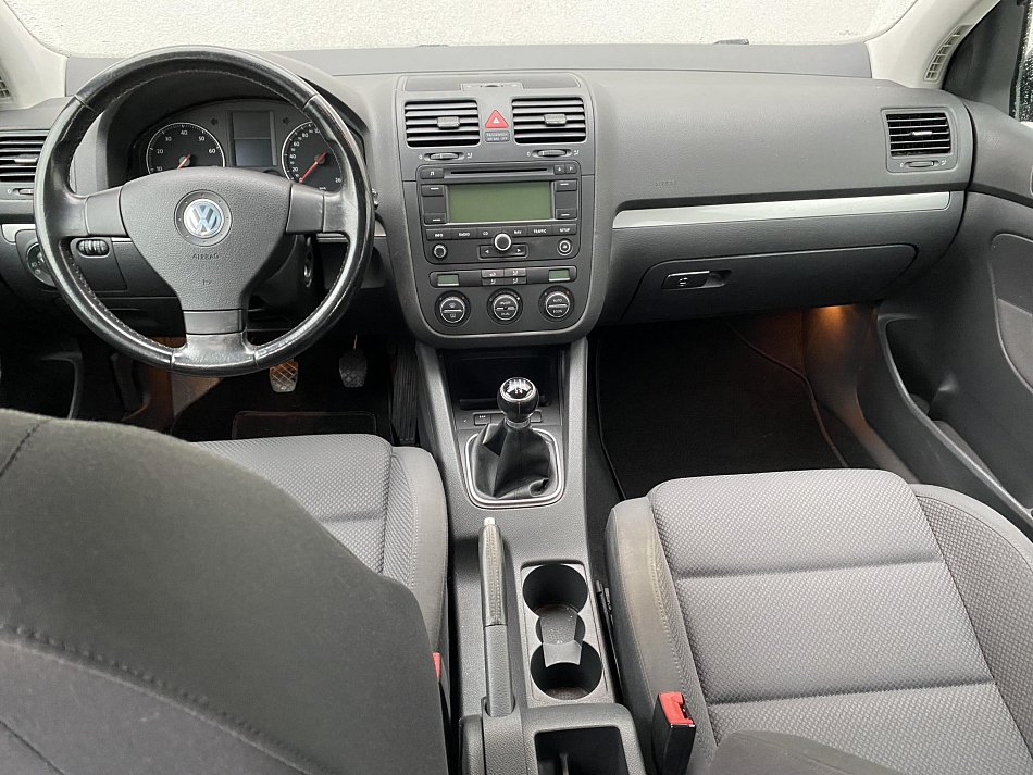 Volkswagen Golf 1.6i Sportline