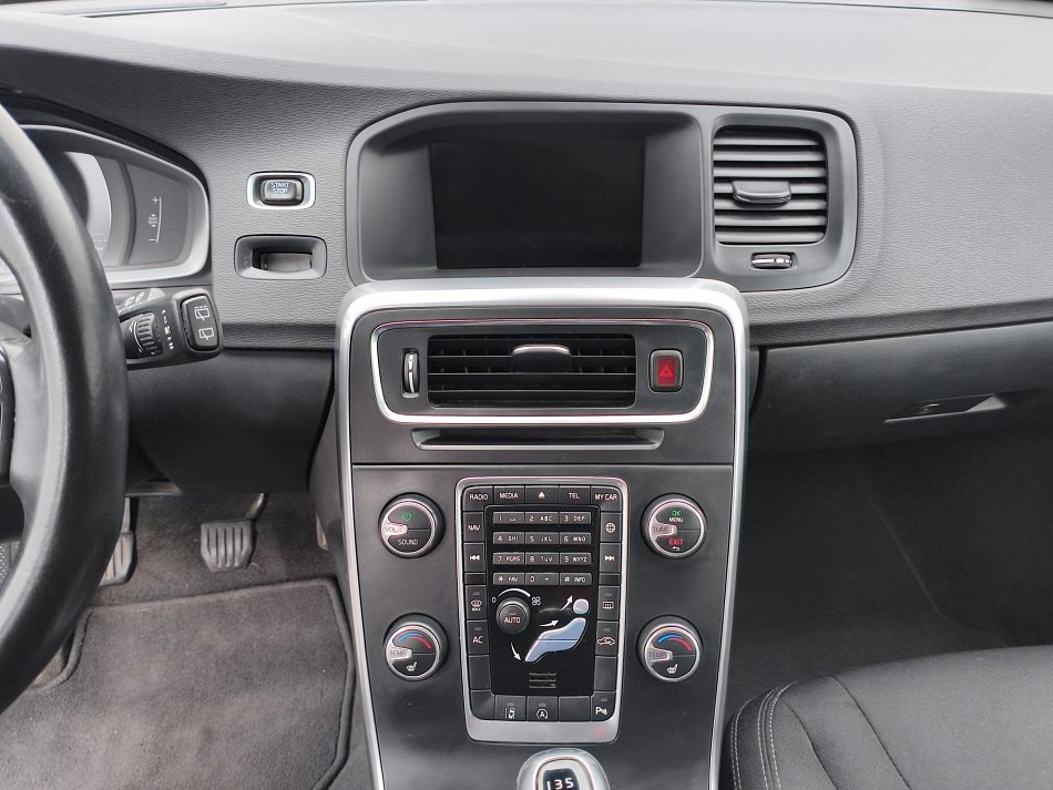 Volvo V60 2.0 D 
